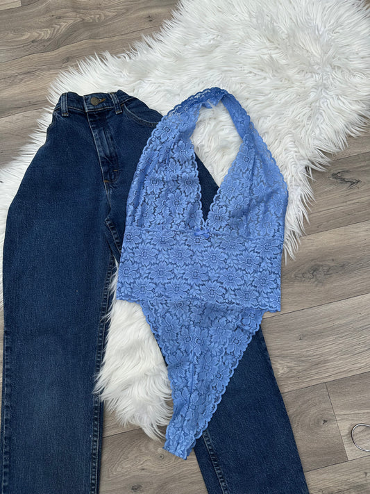 Beautiful bodysuit (no snap button)